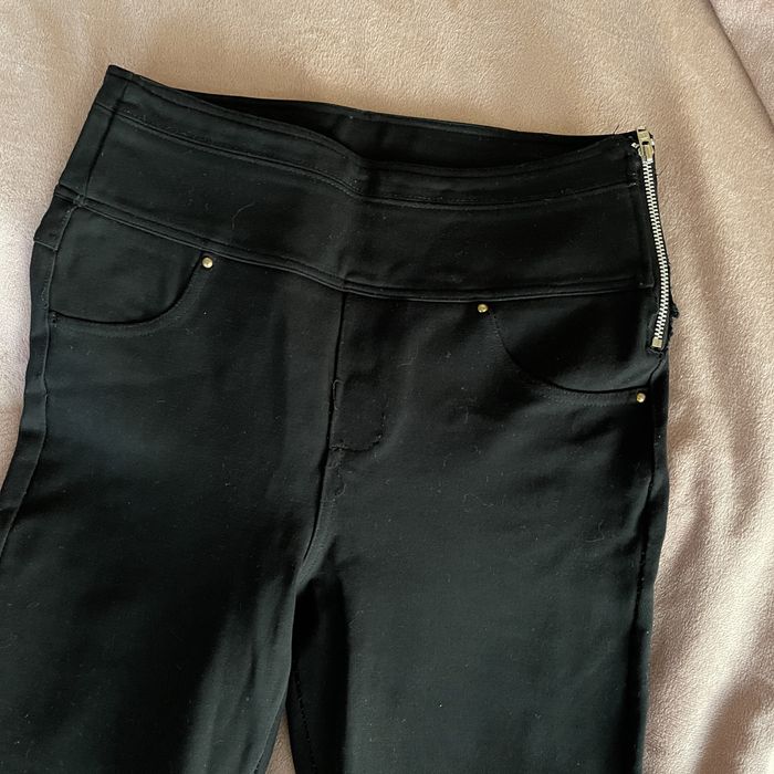 Дамски черен клин Taily Weijl