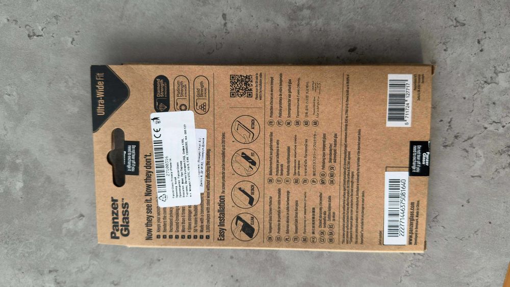 PanzerGlass Privacy протектор за Apple iPhone 14 / 13 / 13 Pro