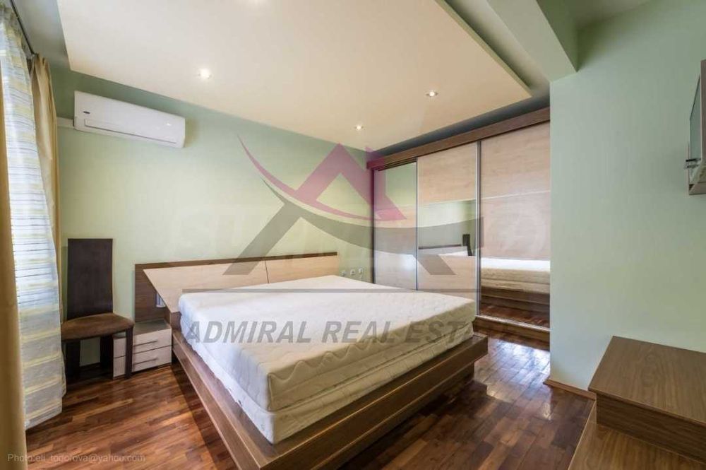 Дава се под наем Тристаен апартамент в Варна, Базар Левски - 100 кв.м за 940 € - Снимка #2