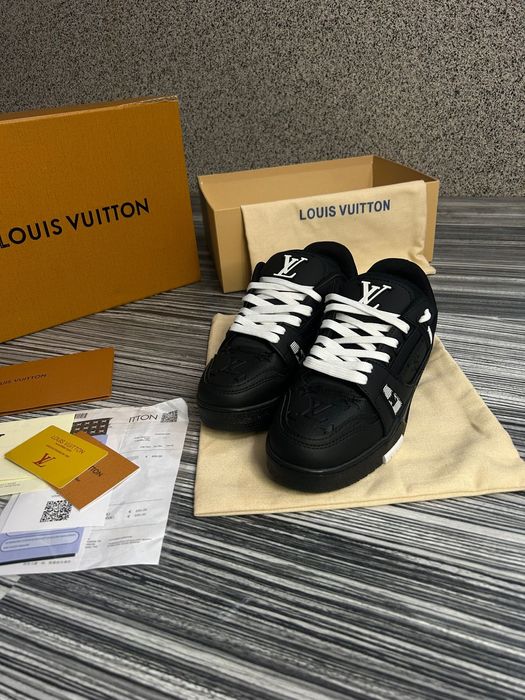 Adidasi Louis Vouitton noi in cutie , marimea 41 premium