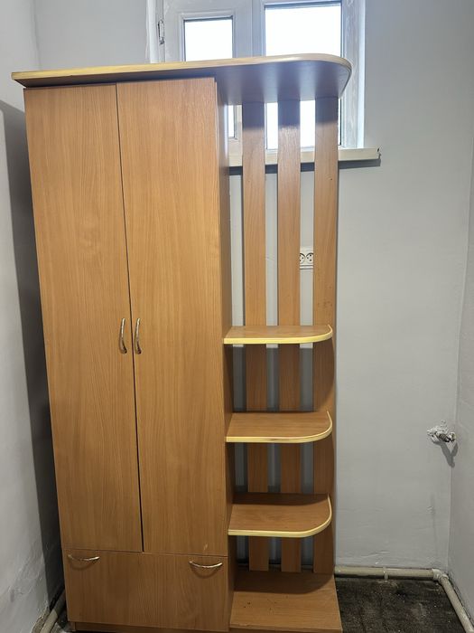 Шкаф в пррхожию