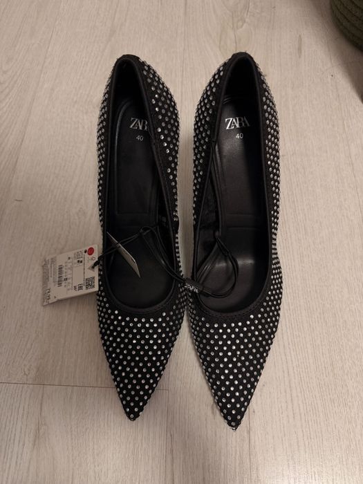 Дамски обувки на висок ток Zara