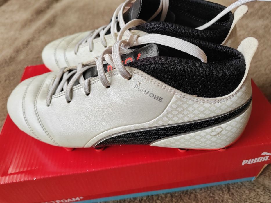 Футболни бутонки Puma 37 номер