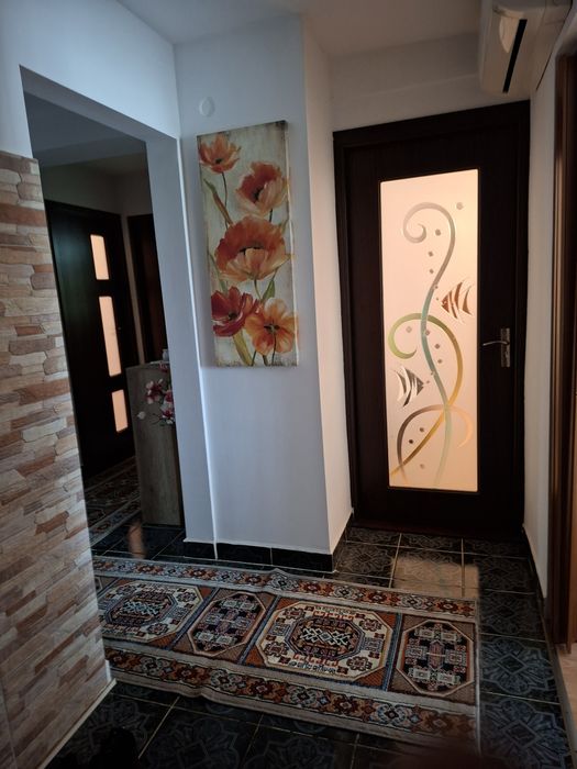 Apartament 3 camere decomandat Slobozia