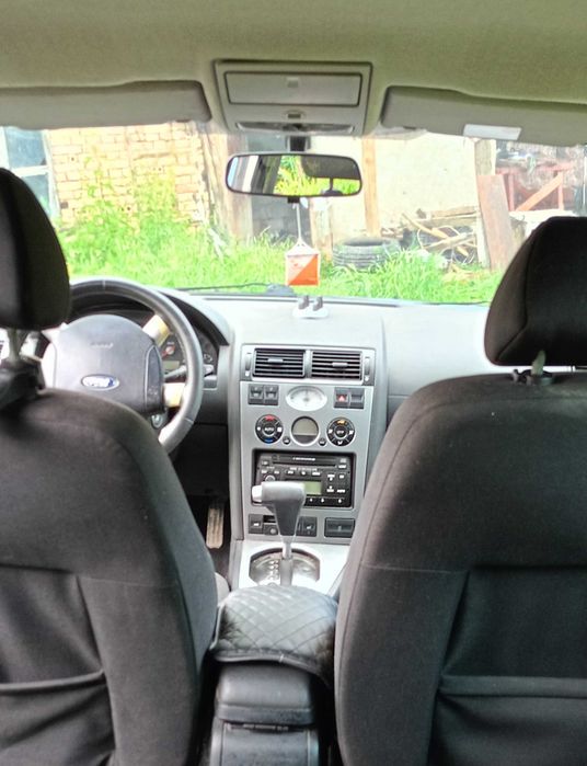 Ford Mondeo 2.0 Газ/Бензин 2003 г.