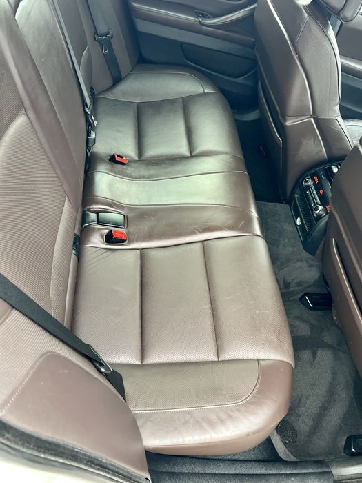 BMW / M 550d / 2012 / 3 Butoane / F10 / seria 5 / 381 CP