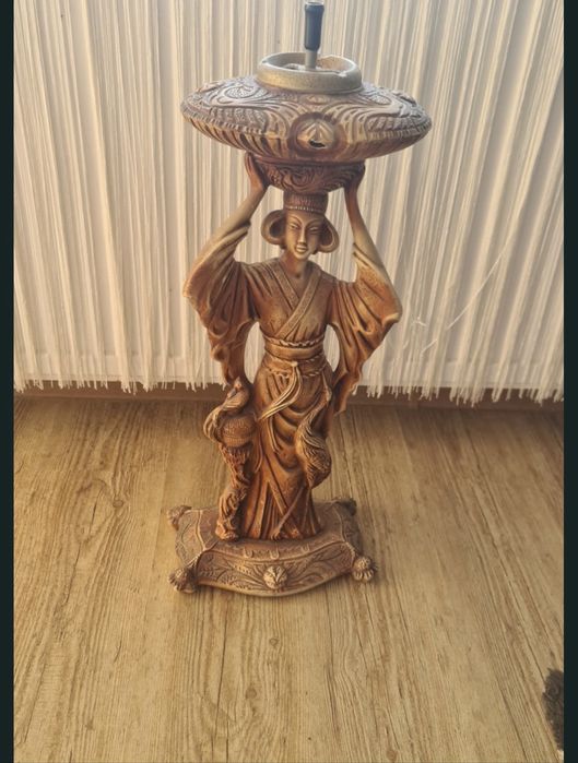 Statueta decor 70 cm cu scrumiera in cap