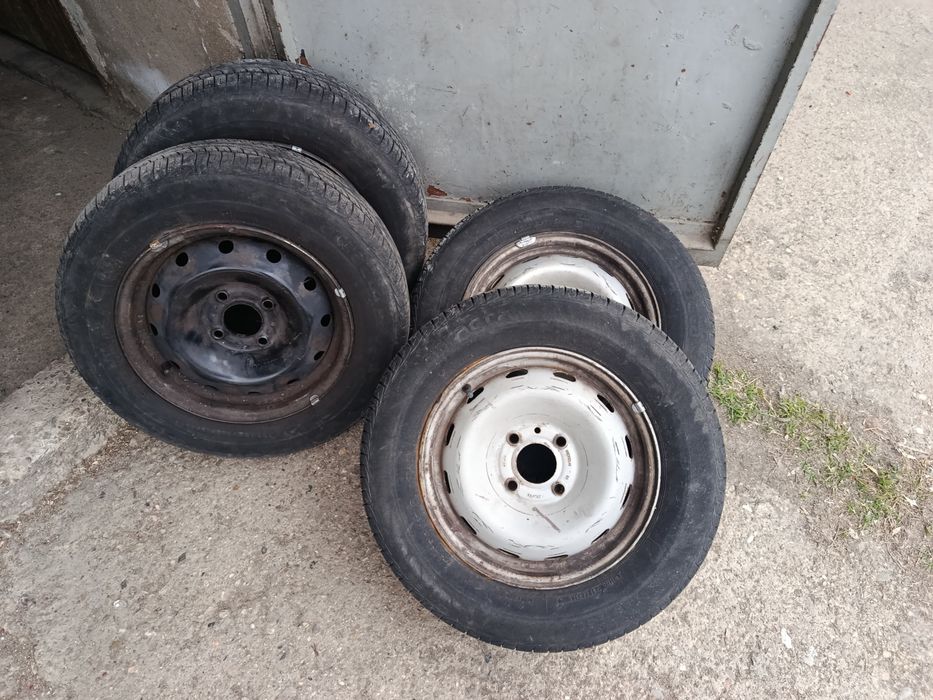 Гуми втора употреба