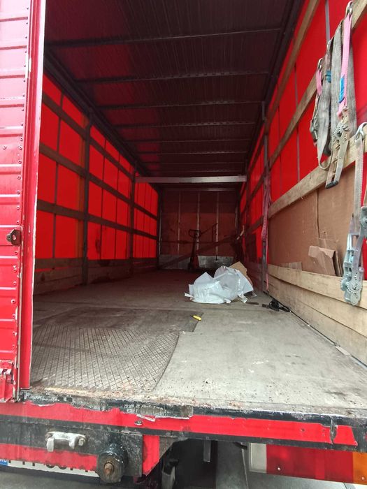 Iveco eurocargo 120e240 cu lift în perfecte condiții de funcționare