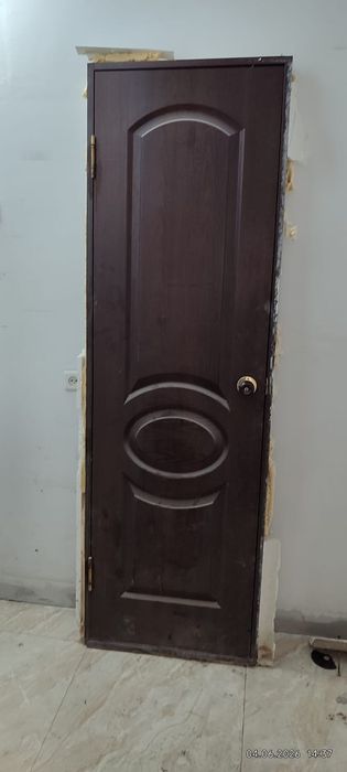 Продам дверь 80 и 60см