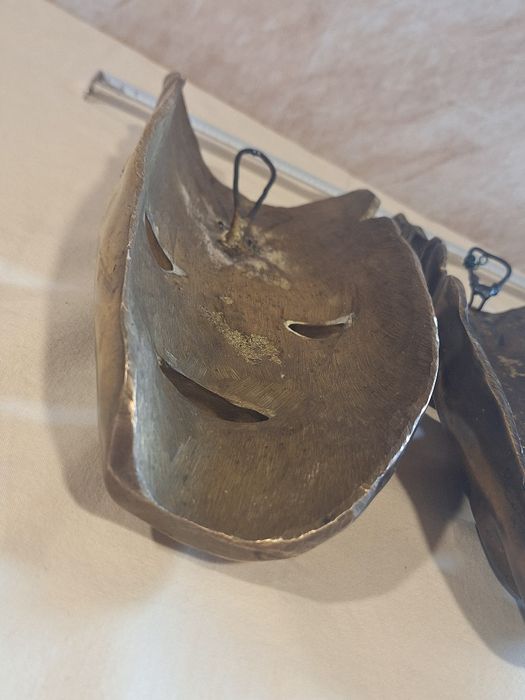 Големи тежки бронзови маски Тайланд