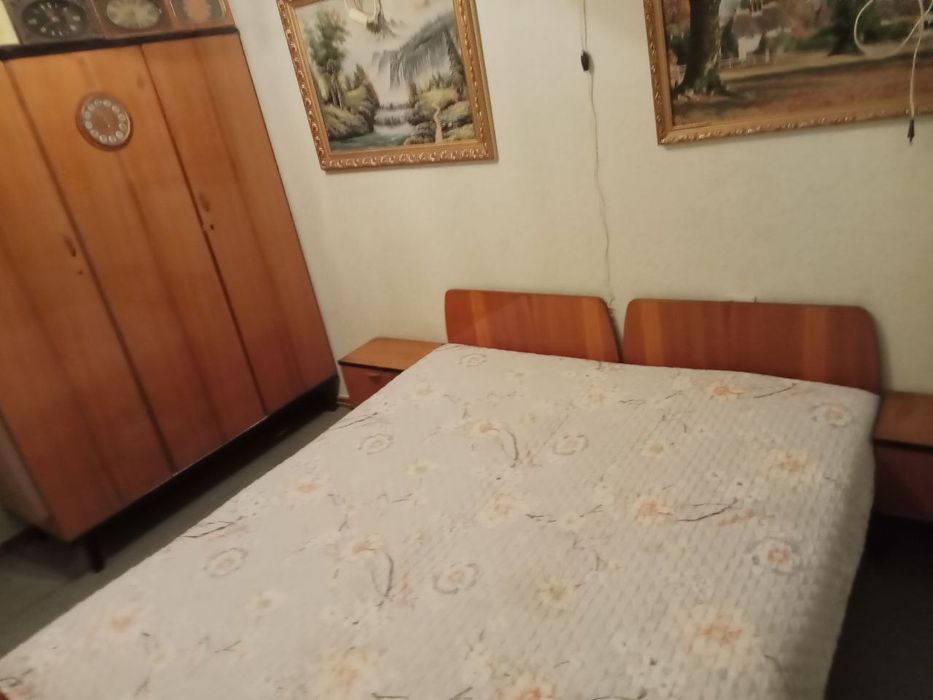 Спальный гарнитур