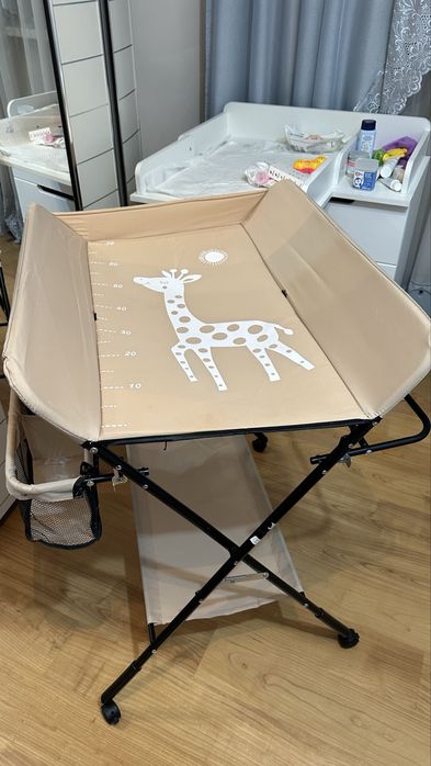 Пеленальный столик