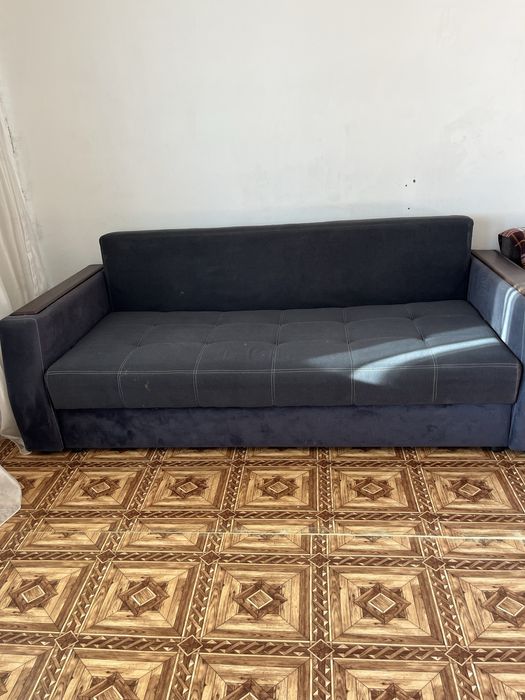 Продам диван м тахту