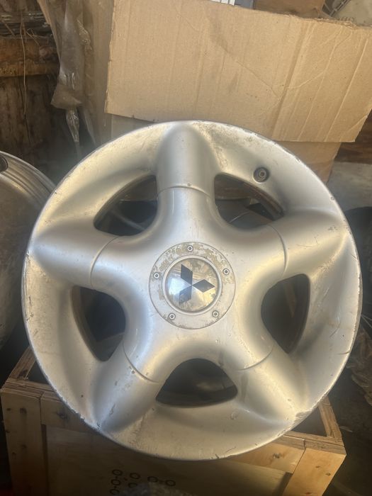 Авто разбор митсубиси каризма