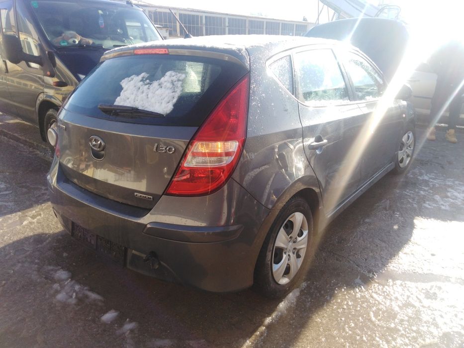 Хюндай i30 16 crdi 90ps