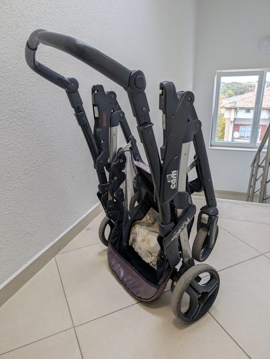 Продавам детска количка CAM fluido 3 в 1