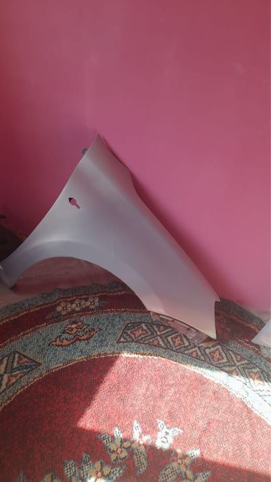 Продам два крыла гранта