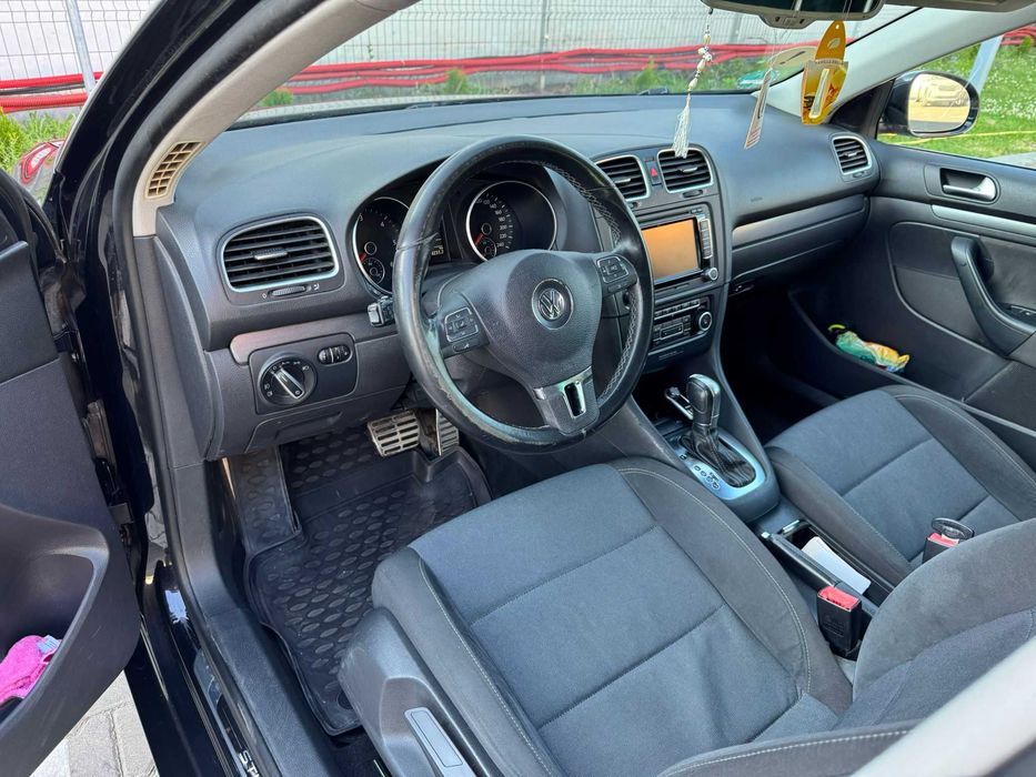VOLKSWAGEN Golf 2012 — imagine 2