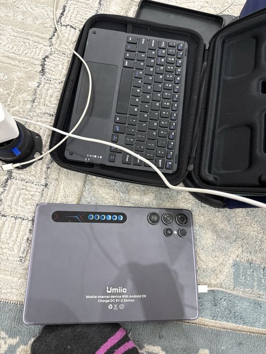 Два планшета продаю