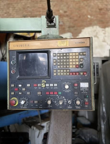 3 осна CNC фреза с ЦПУ Fanuc 6M - Вертикален обработващ център