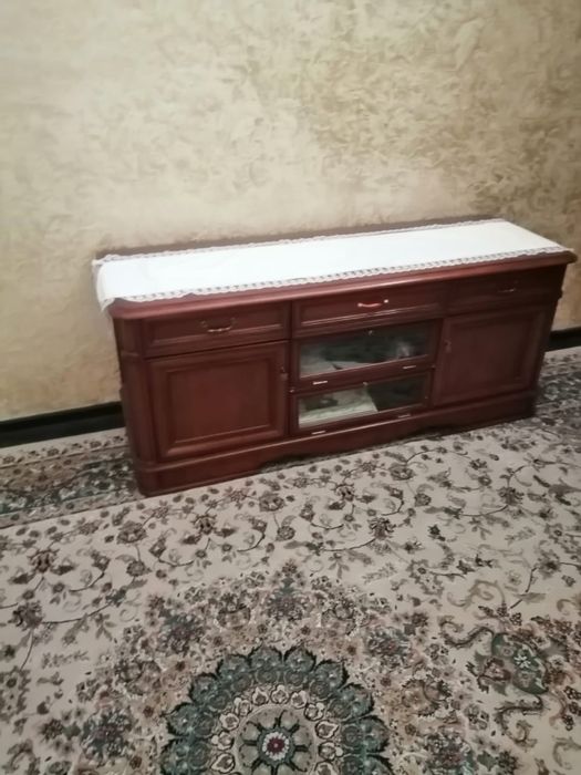 Продам тумбу под ТВ комод