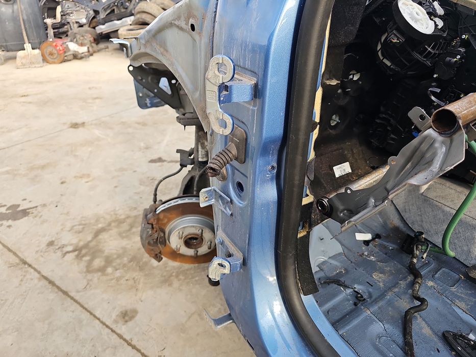 Set balamale usa stanga fata Volvo V40 Rdesign [Fabr 2013-2019] OEM