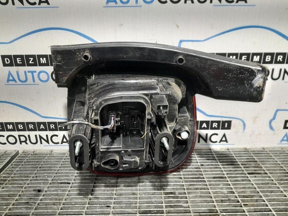 Stop Stanga Dacia Duster II 2018 - 2021 SUV 4 Usi (1113) Bec clasic