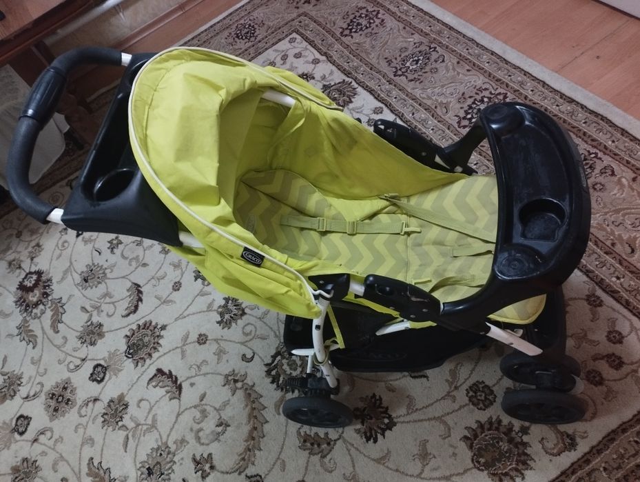 Коляска детская прогулочная