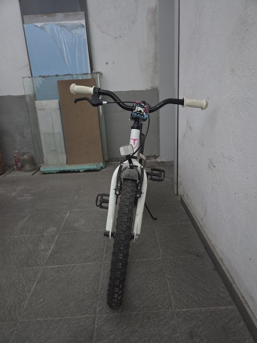 Детски велосипед OMEGA , възраст от 5- 10 год.