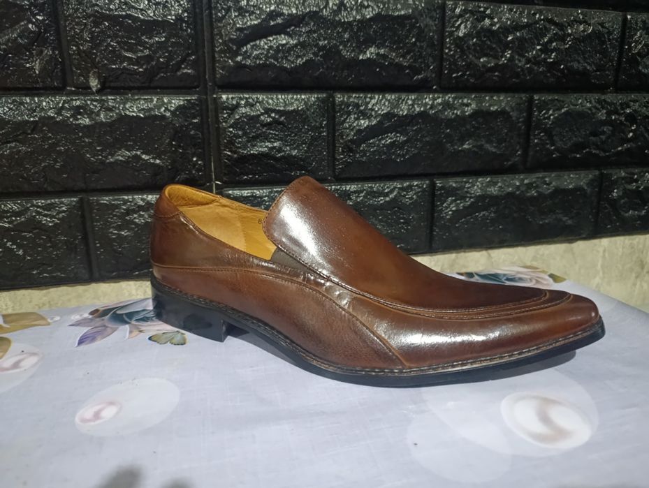 Новый итальянская туфли