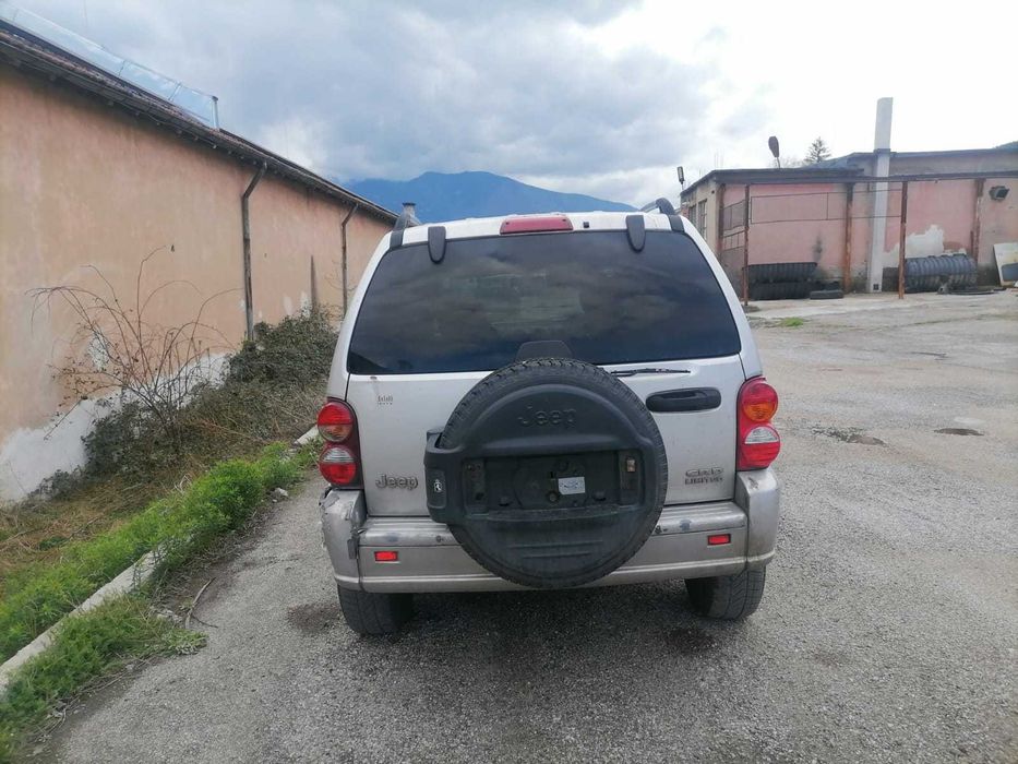 Jeep Cherokee 2,8 CDI, Джип Чероки на части!
Март 2007