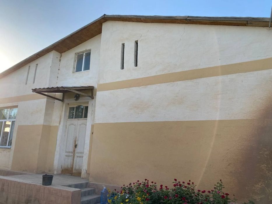 Surxondaryo viloyati Angor tumani Yangi shahar to'yxonasi yaqinida