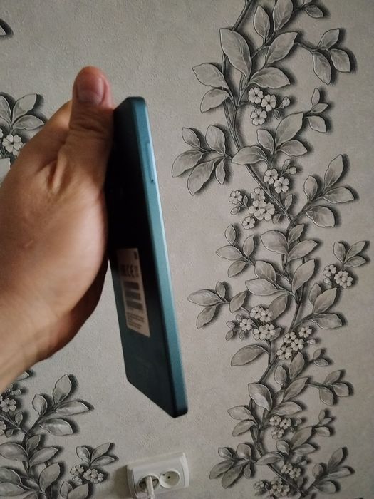 Redmi Not 13 pro 12 ga 512 tali im otgan