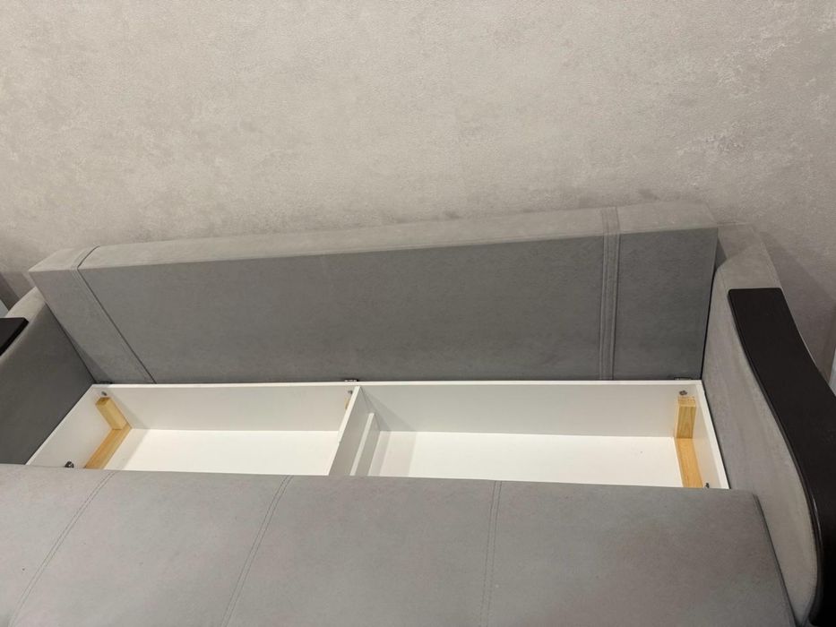 Продам диван в хорошем состоянии