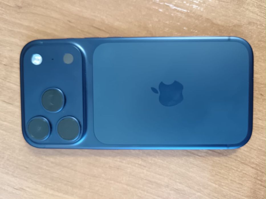 Новый 17 Pro 256 gb