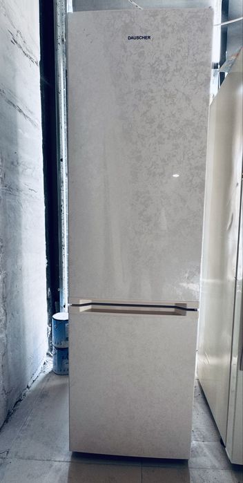 Продается холодильник в отличном состояние