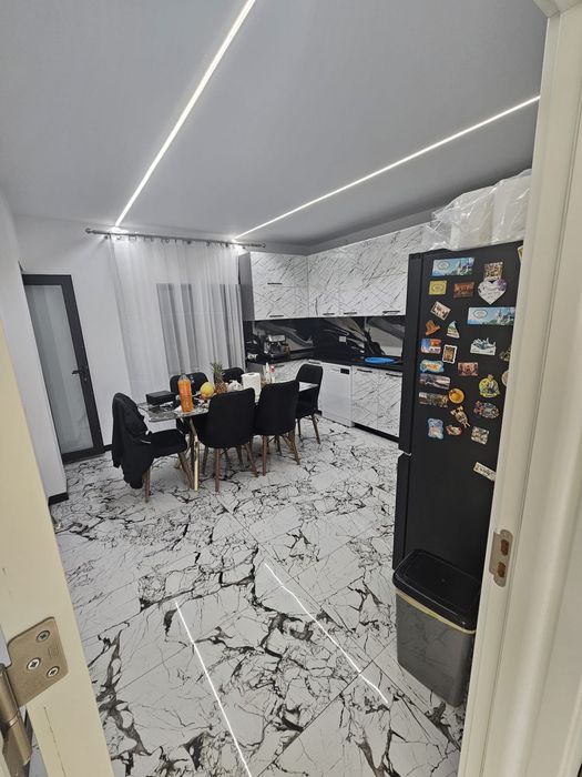 Casa complet mobilata, parter plus etaj