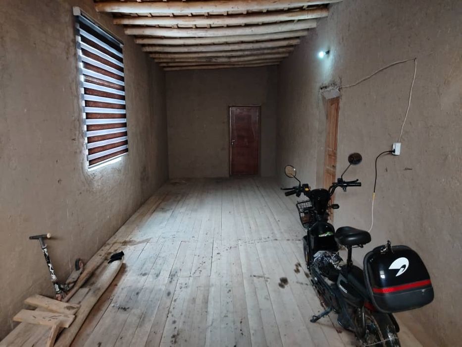 Zudlik bilan sotiladi