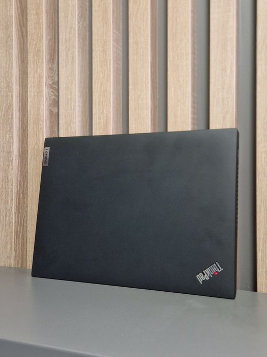 Ultrabook Lenovo ThinkPad T14 Gen 4 - i7 13th - 32 GB - 4 TB