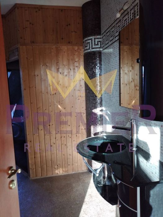 Дава се под наем Тристаен апартамент в Варна, Бриз - 120 кв.м за 510 € - Снимка #6