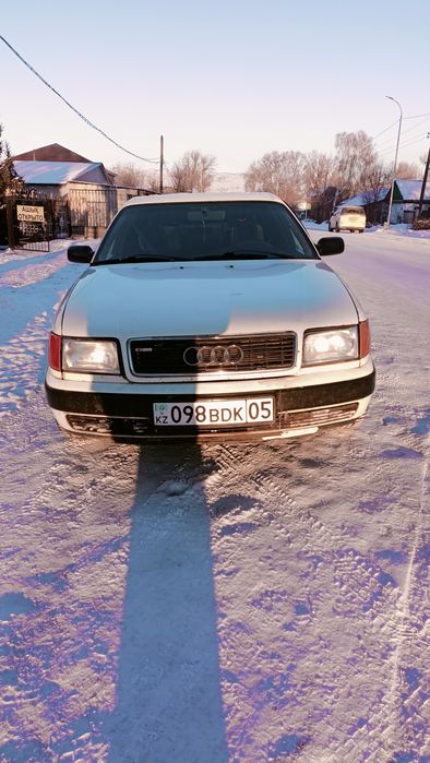 Машина хороший состояние.