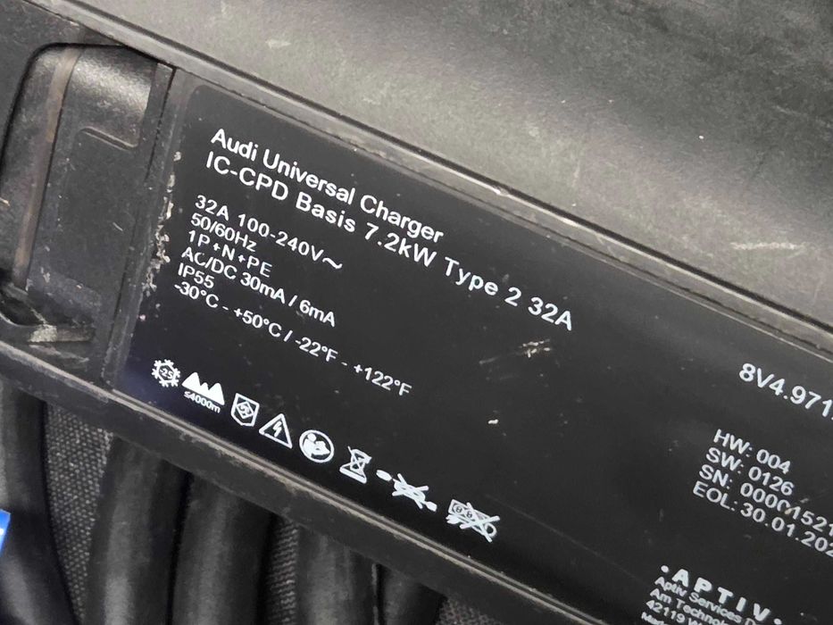 Оригинална зарядна станция за електромобили AUDI e-tron Universal charger 7.2kW и BMW Flexible Fast Charger 2.0 11kW