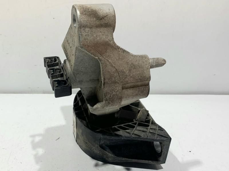 Suport motor cu tampon Dacia Logan 2 facelift 113752043R 1.2 benzina;