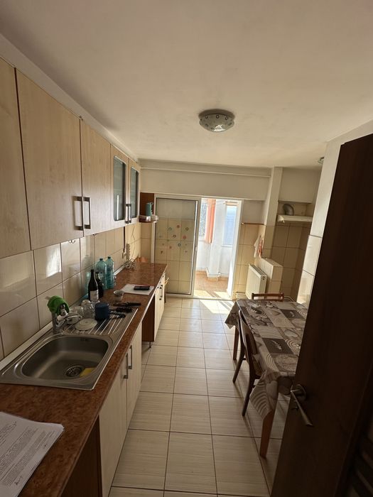 Tomis 2 camere decomandat 55 m etaj 3