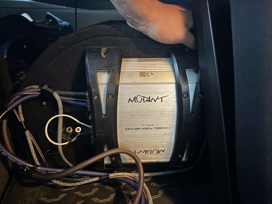 Subwoofer EDGE ED512 12” + stație Mutant MTPK12-A – 900W