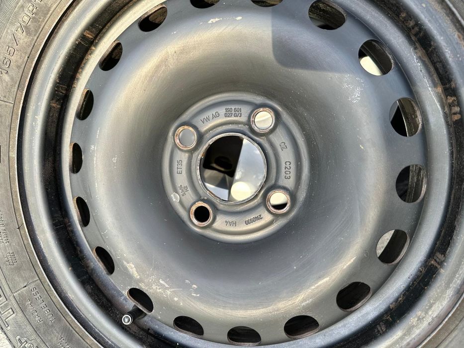 Grila bara fata aripi Volkswagen UP 2014