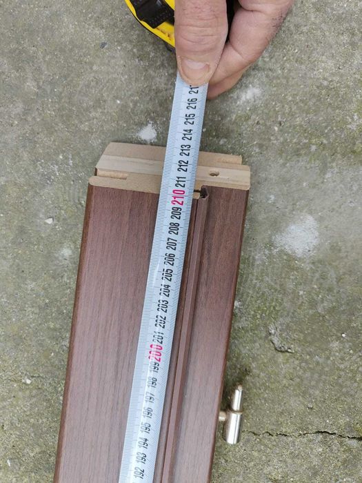 Интериорни врати ,две на брой,цвят череша,80см. от Италия