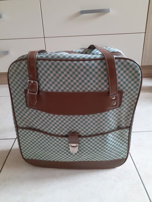 Чанта за къмпинг, пикник с всички принадлежности