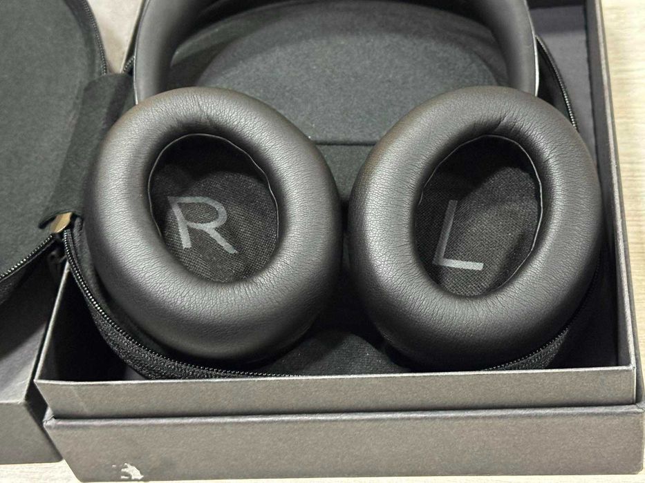 Bose 700 Wireless Noise Cancelling